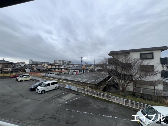 物件内観写真15　(室内からの展望)