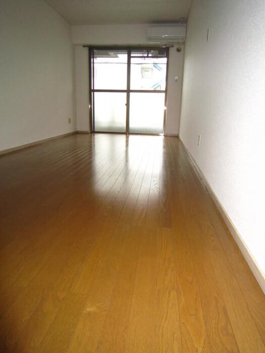 物件内観写真11　(居室)