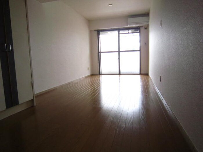 物件内観写真14　(居室)