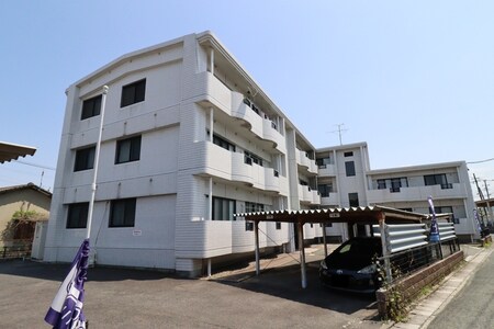 アーベイン川津外観写真