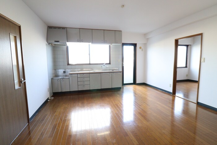 物件内観写真4　(居室)