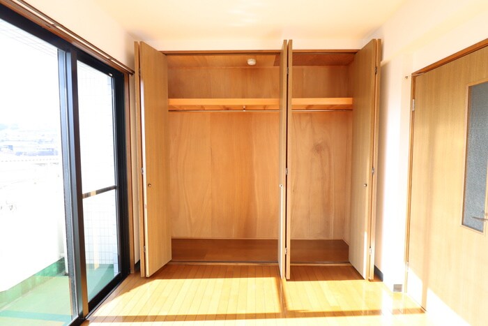 物件内観写真10　(収納)