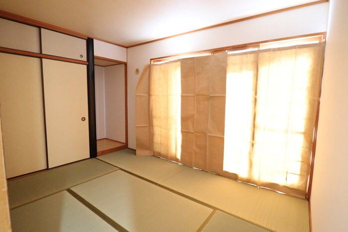 物件内観写真11　(居室)