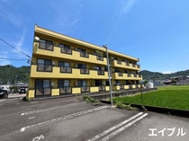 マンションRAWLの外観写真