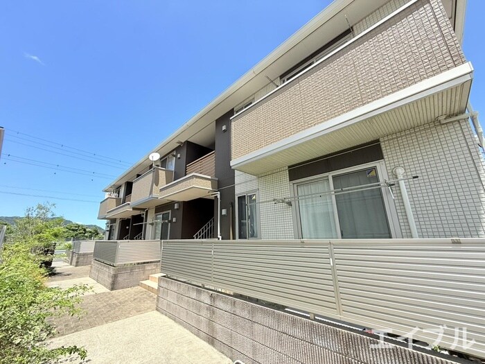 物件外観写真6　(外観写真)