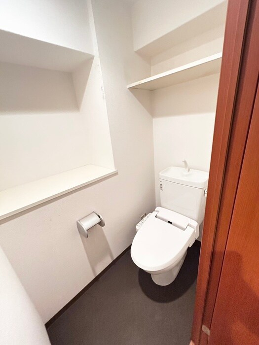 物件内観写真12　(トイレ)