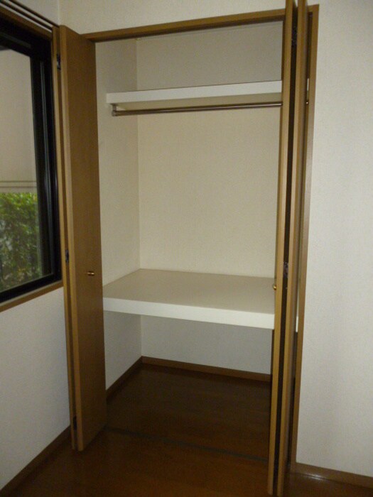 物件内観写真10　(収納)