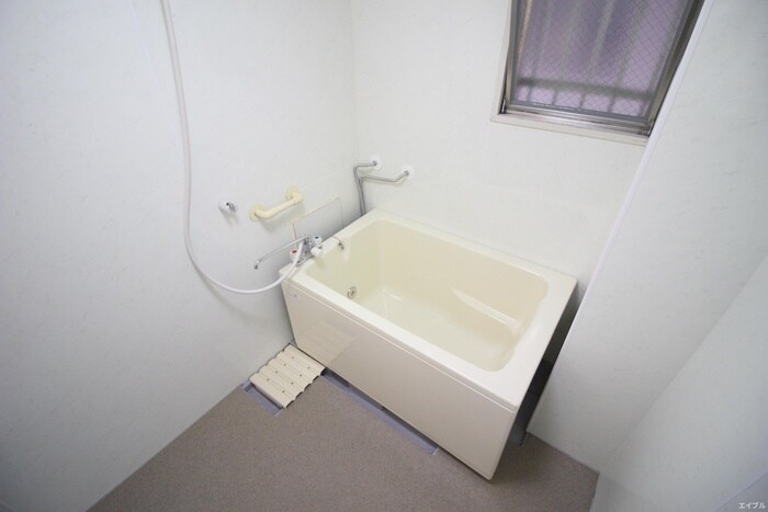 物件内観写真12　(バス／シャワールーム等)