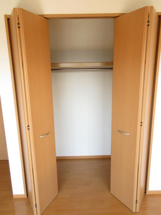 物件内観写真15　(収納)