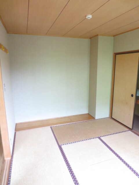 物件内観写真6　(居室)