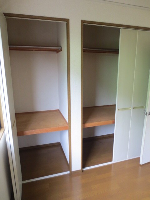 物件内観写真11　(収納)