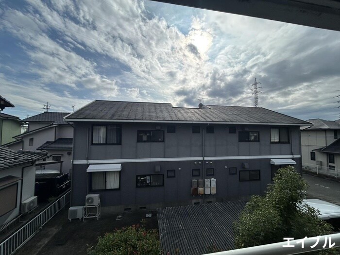 物件内観写真17　(室内からの展望)