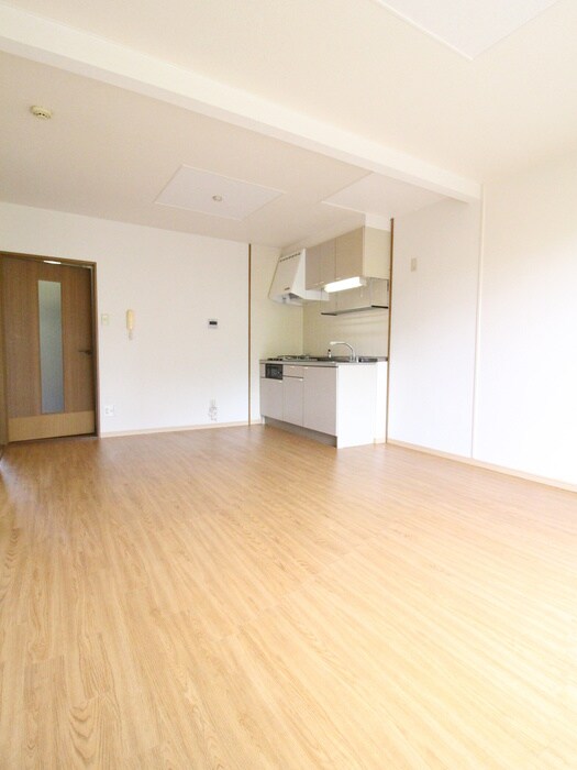 物件内観写真4　(居室)