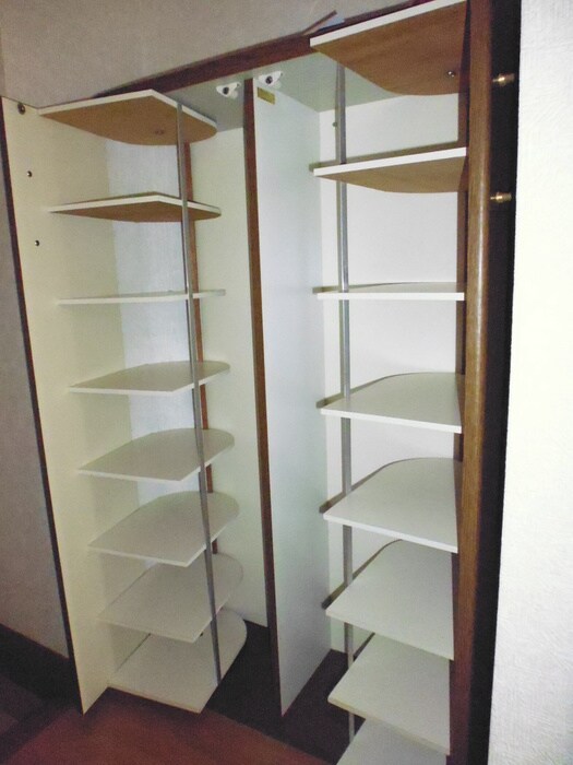 物件内観写真11　(靴箱)