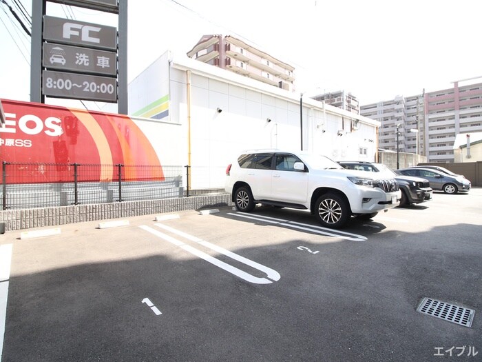 物件外観写真4　(駐輪場)