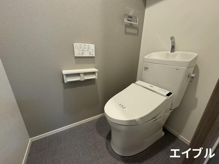 物件内観写真13　(トイレ)