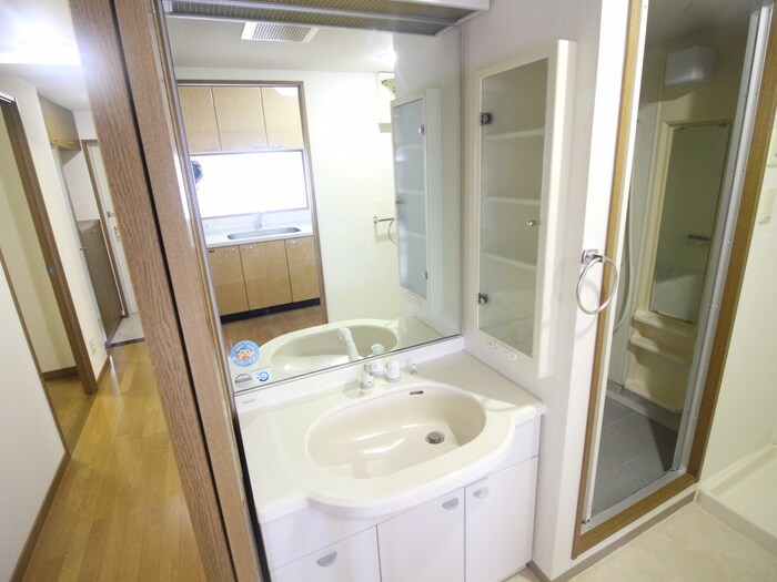 物件内観写真15　(洗面)