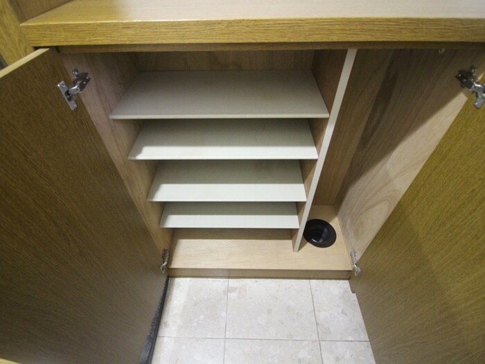 物件内観写真17　(靴箱)