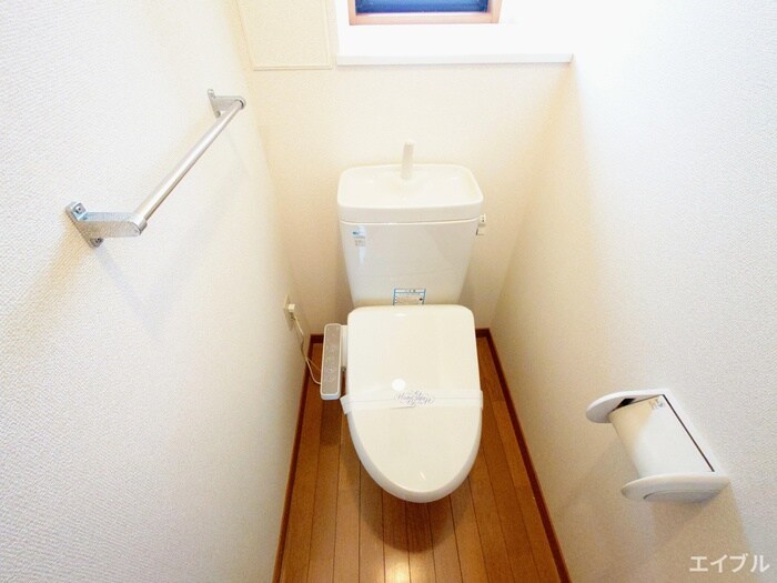 物件内観写真12　(トイレ)