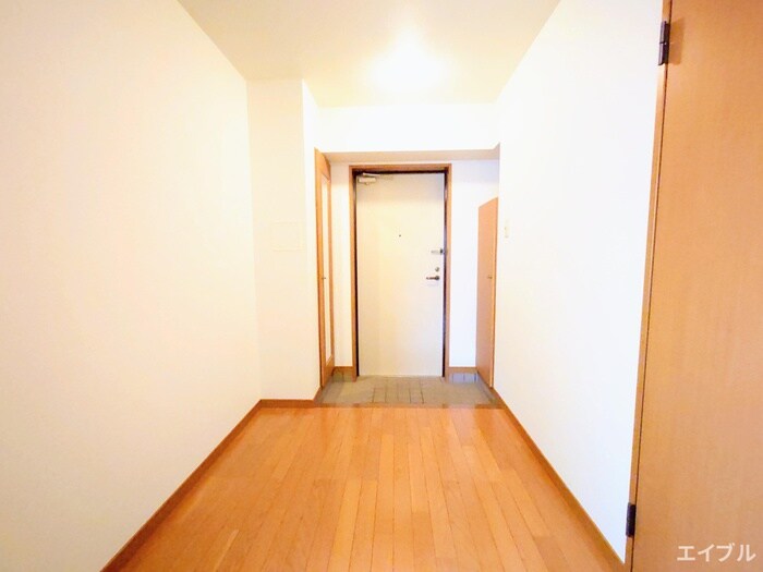 物件内観写真14　(玄関)