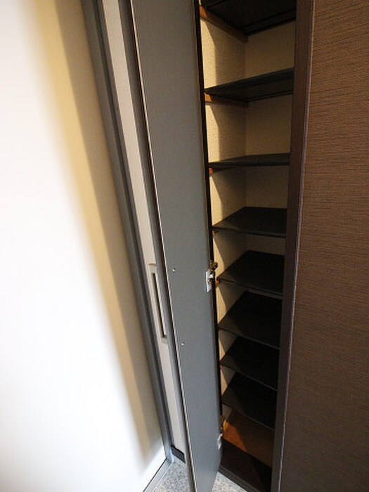 物件内観写真17　(靴箱)