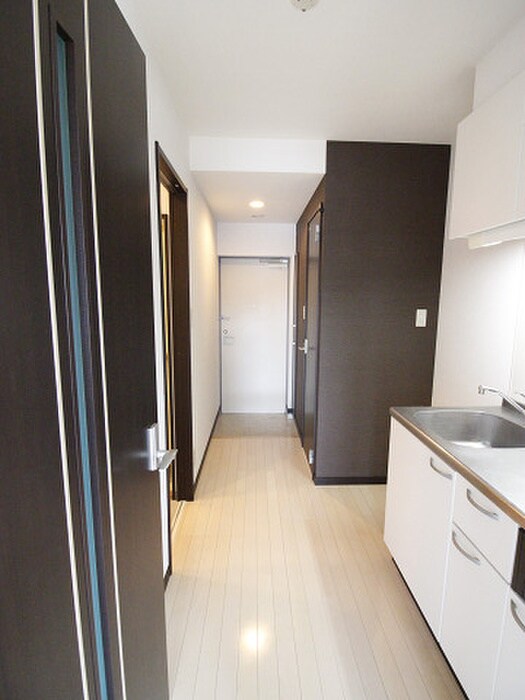 物件内観写真20　(廊下)