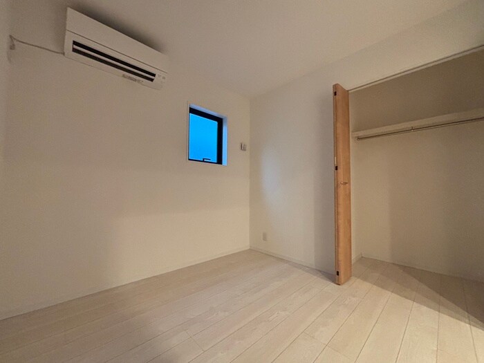物件内観写真18　(居室)