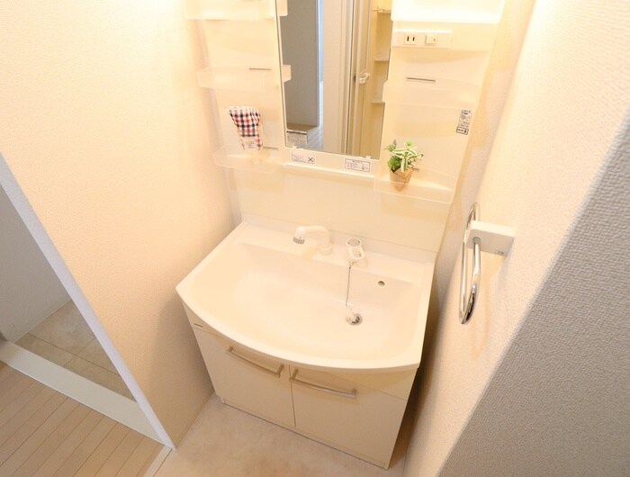 物件内観写真12　(洗面)