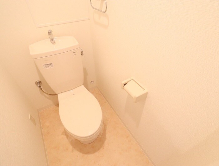 物件内観写真14　(トイレ)