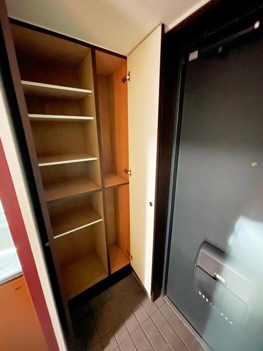 物件内観写真13　(靴箱)