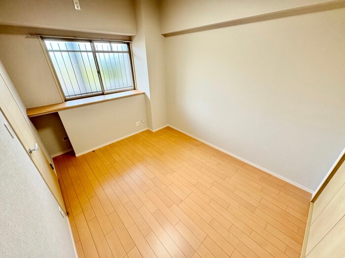 物件内観写真9　(居室)