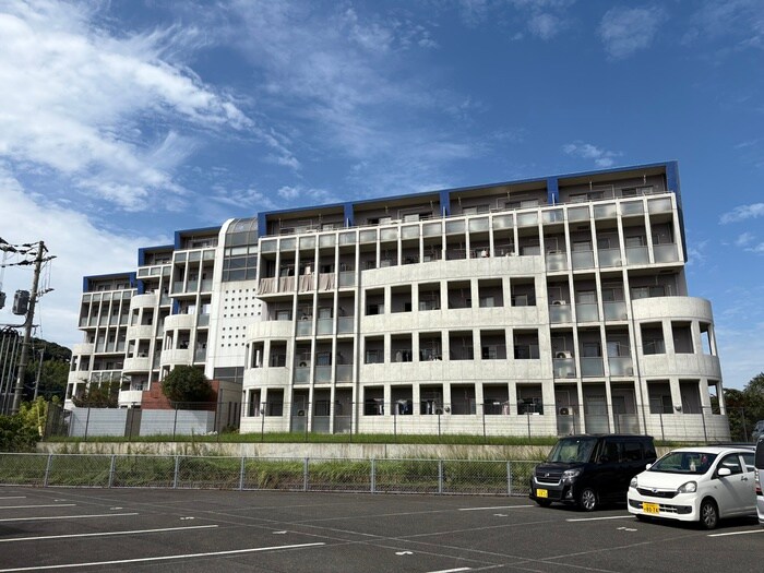 物件外観写真6　(外観写真)