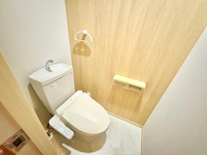 物件内観写真13　(トイレ)