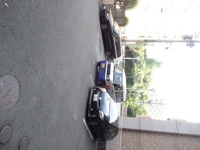 物件外観写真4　(駐車場)