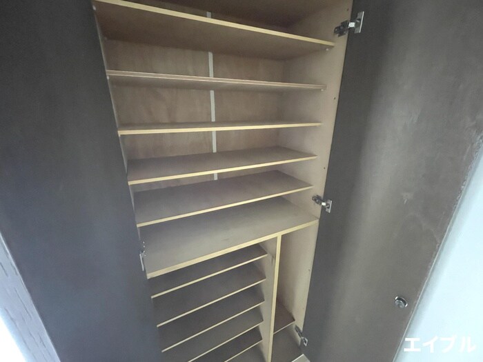 物件内観写真17　(靴箱)