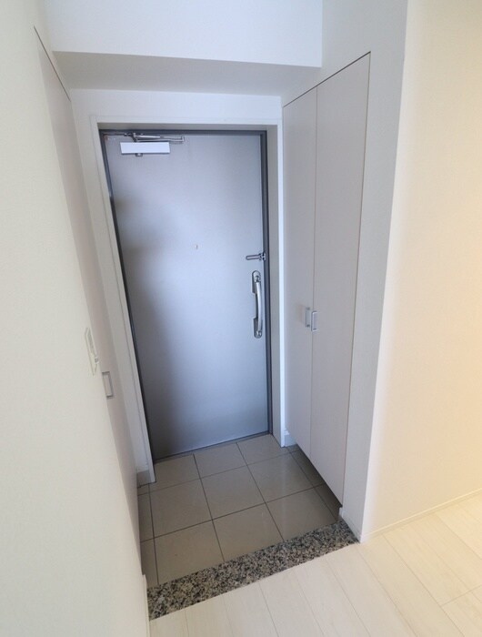 物件内観写真21　(玄関)