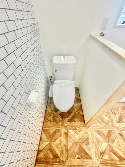 物件内観写真8　(トイレ)