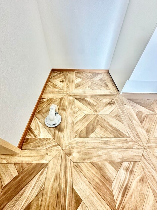 物件内観写真12　(洗濯機置場)