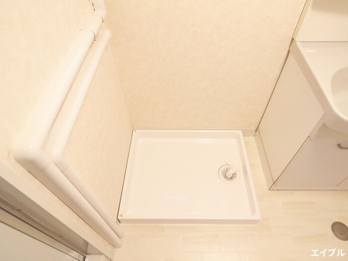 物件内観写真13　(洗濯機置場)