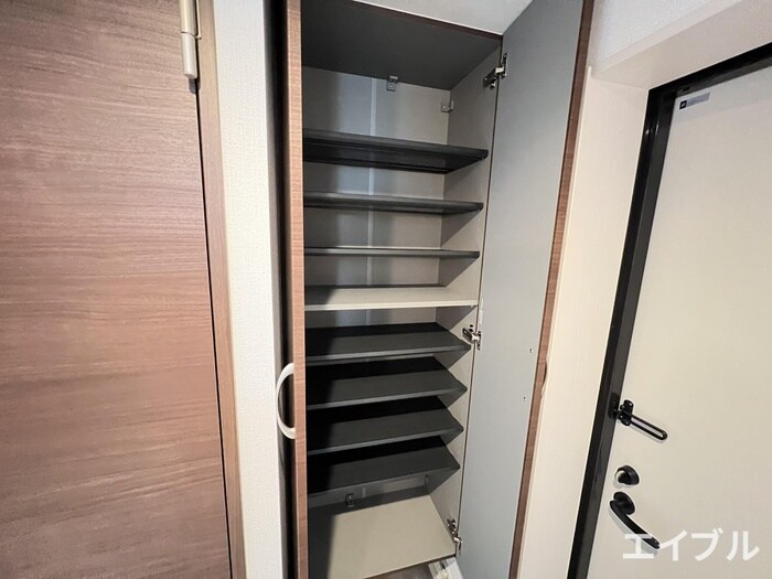 物件内観写真18　(靴箱)