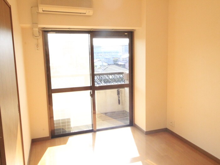 物件内観写真18　(居室)