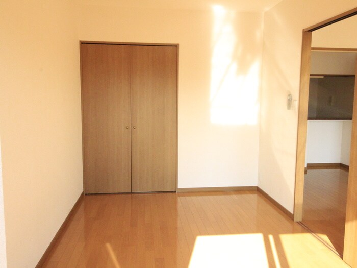 物件内観写真19　(居室)