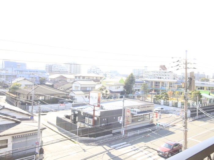 物件内観写真22　(室内からの展望)