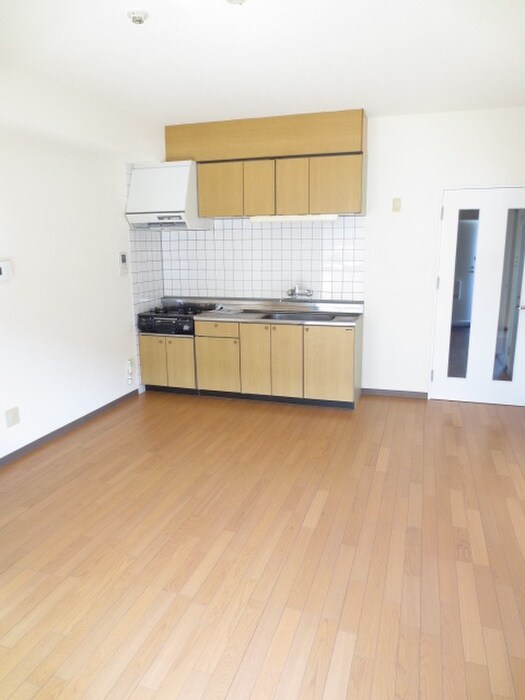 物件内観写真4　(居室)