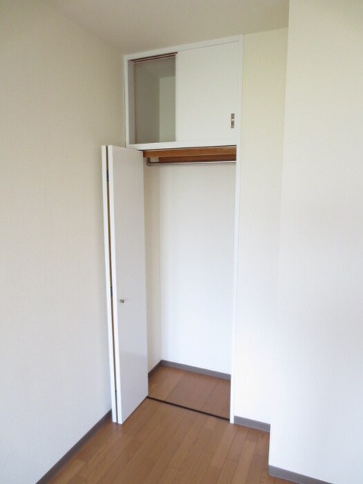 物件内観写真11　(収納)