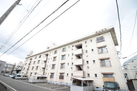 大産桜ヶ丘ビル外観写真
