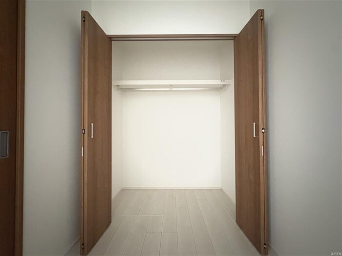物件内観写真16　(収納)