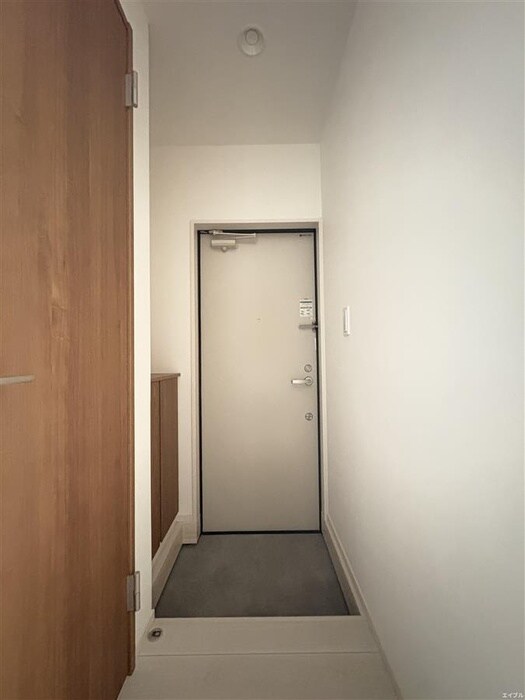物件内観写真17　(玄関)