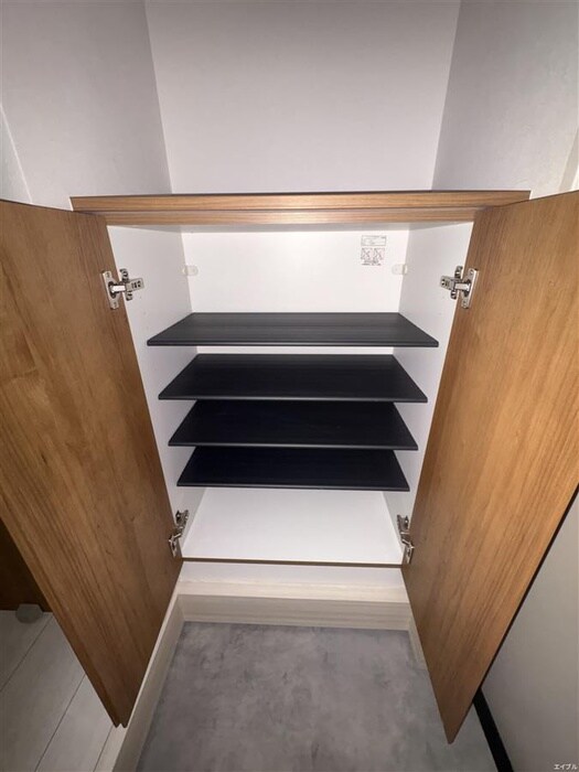 物件内観写真18　(靴箱)