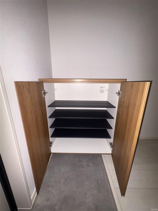 物件内観写真18　(靴箱)